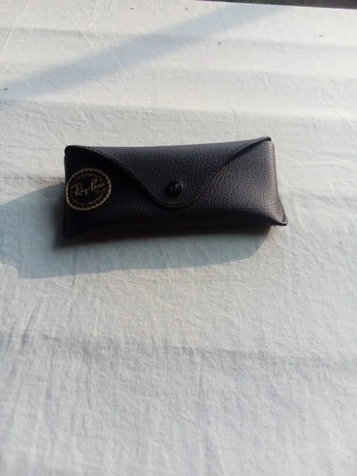 Étui de protection lunettes ray ban