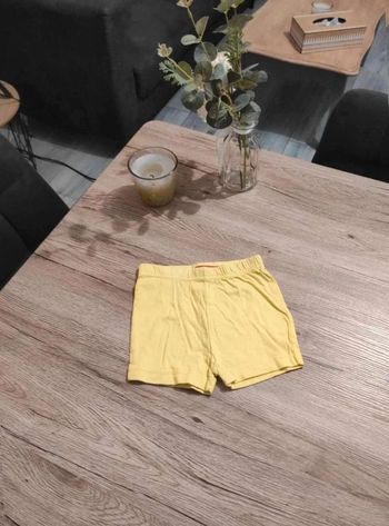 Short  tisaia 6  mois