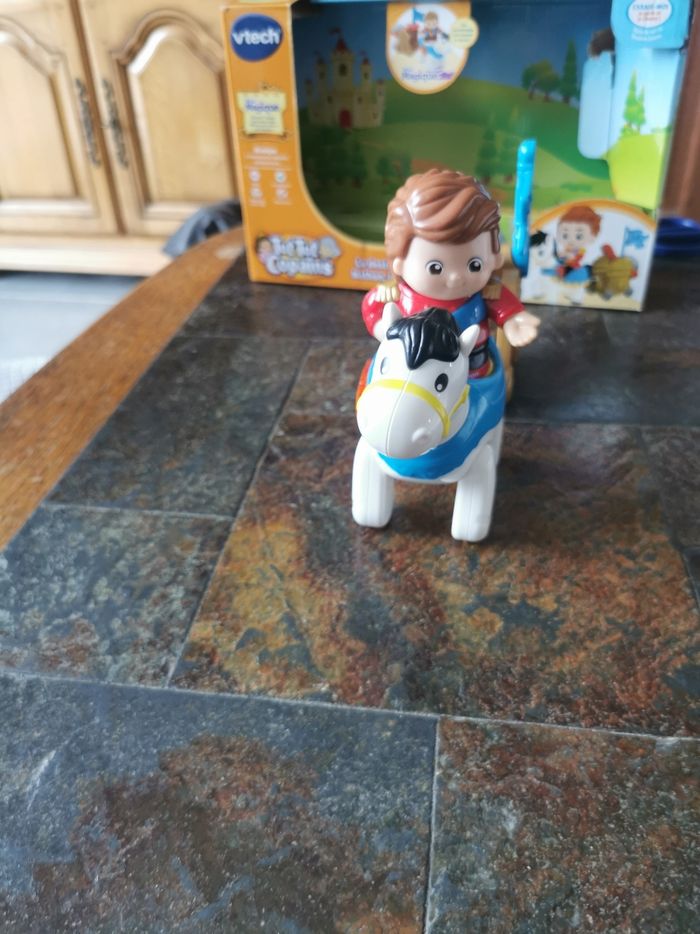 Tut tut copains le Destrier magique de Nathan, le prince vaillant - photo numéro 4