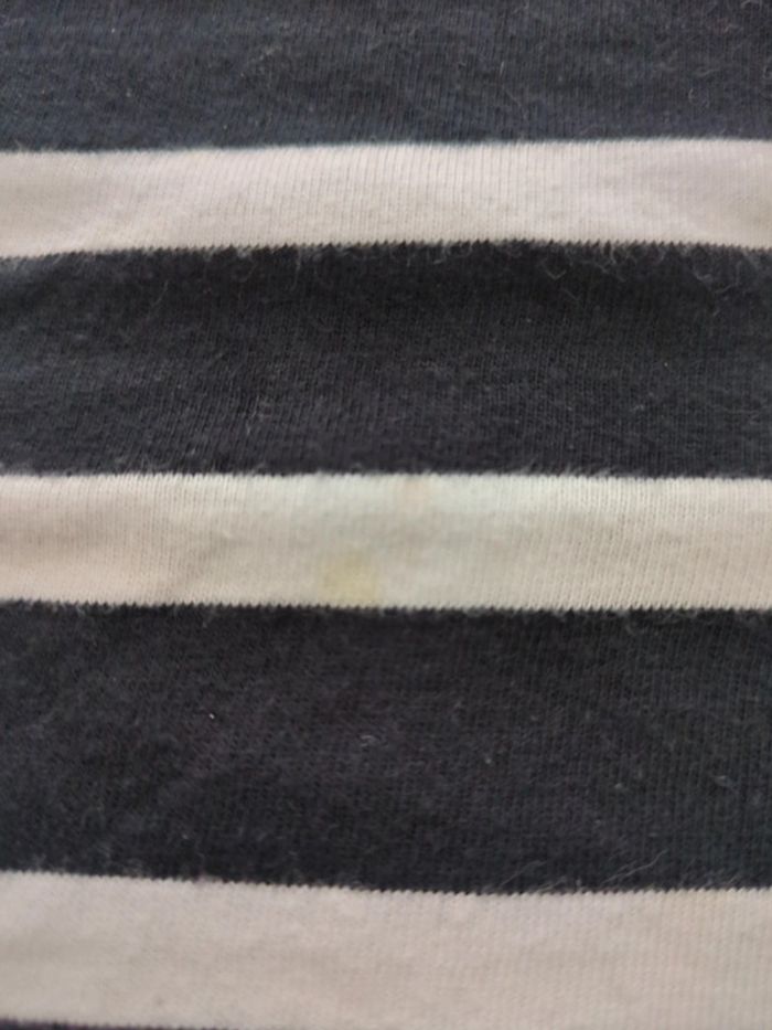 T-shirt marinière noir blanc motif colombe cerise étoile Vertbaudet doré 2 ans - photo numéro 3