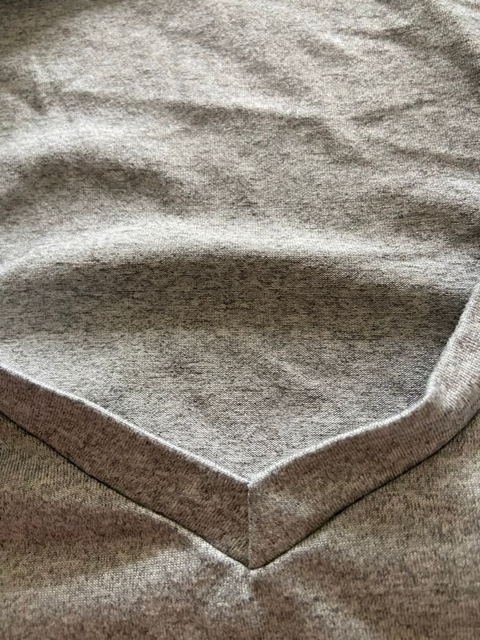 Pull gris