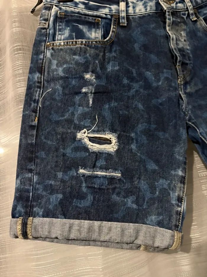 Short trouée bleu - photo numéro 2