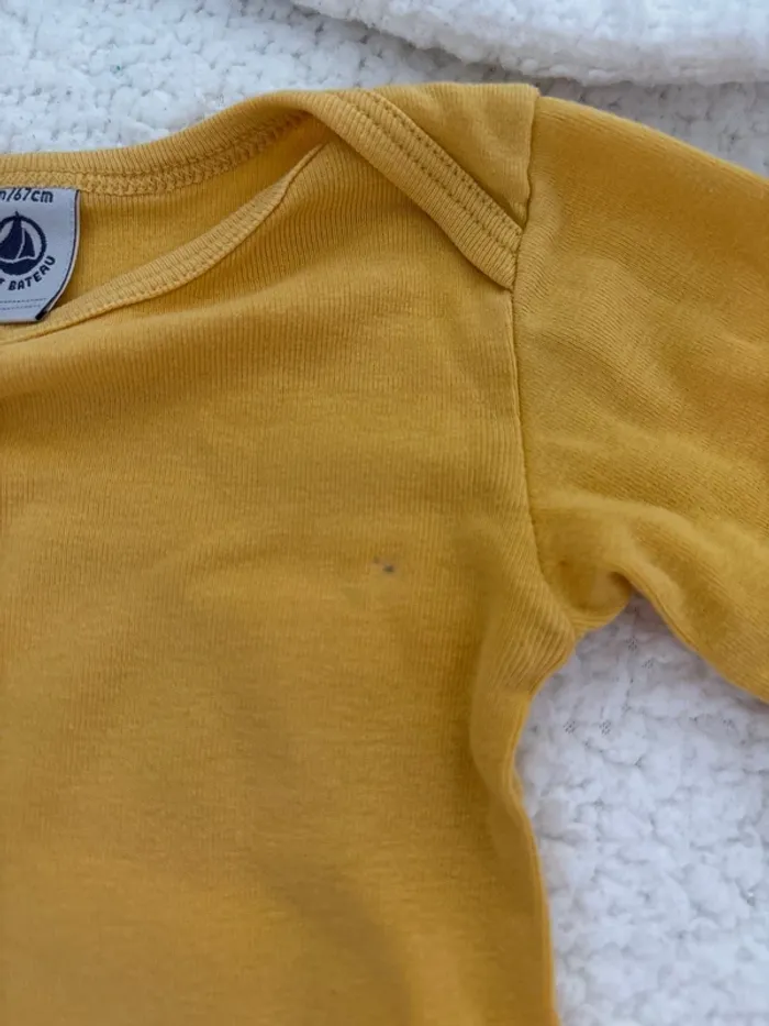 Body moutarde petit bateau 6 mois - photo numéro 4