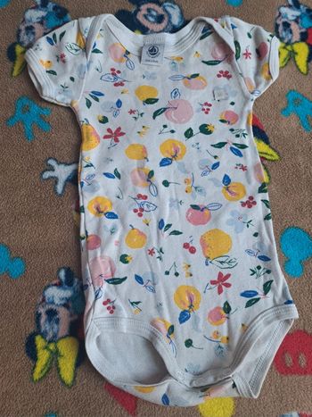 Bodies bébé fille 6mois petit bateau