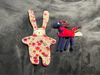 Lot de 2 mini doudou catimini très bon état