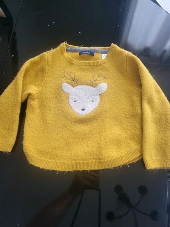 Pull moutarde okaidi 2 ans