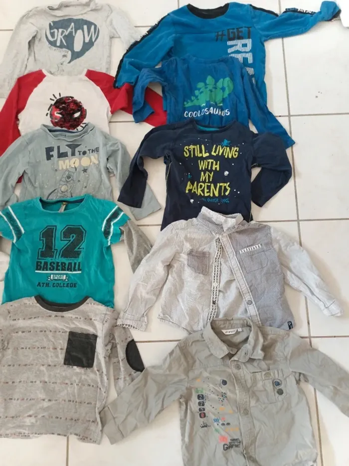 Lot de 15 t shirts /chemises hiver 3 ans - photo numéro 6