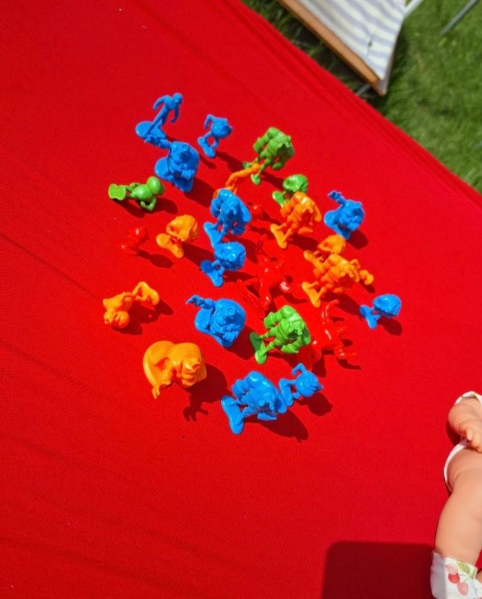 Lot figurines indestructibles disney