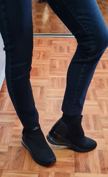 Chaussures baskets confort femme Xti P37