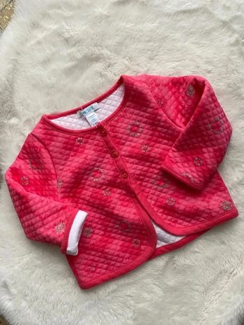 Gilet obaibi neuf 6 mois