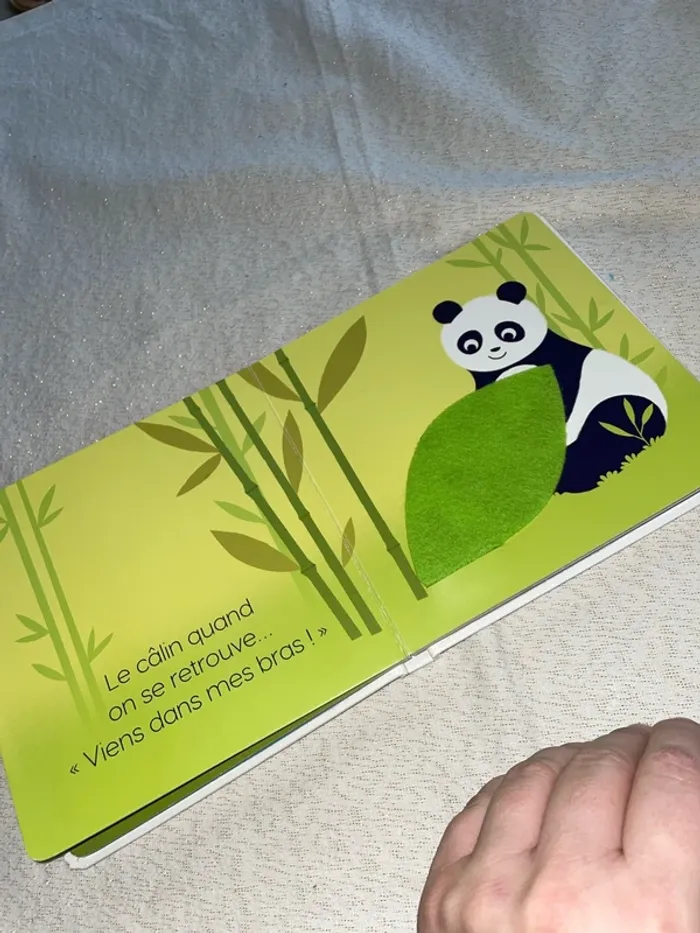 Livre des câlins petit doux neuf - photo numéro 10