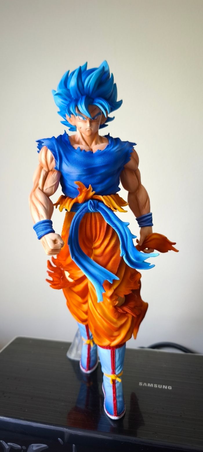 Figurine DBZ Sangoku Super Saiyan Blue