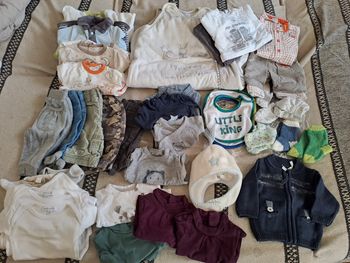 Gros lot naissance et 1 mois garçon