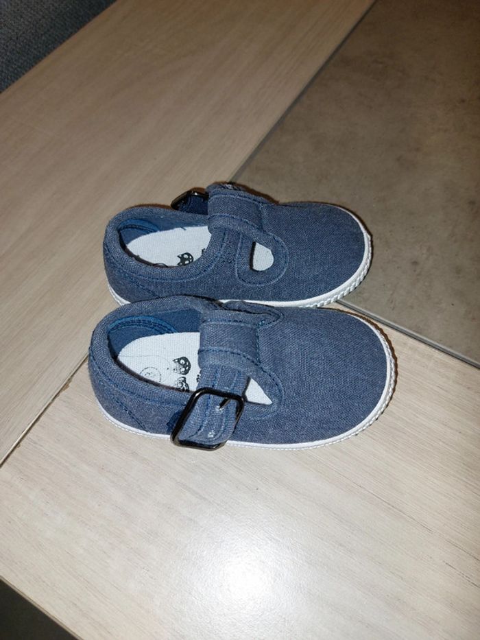 Chaussures neuves / Pat et Ripaton / 18 - photo numéro 2