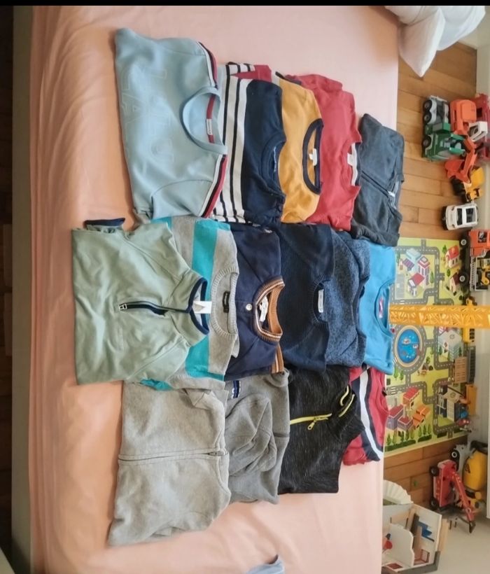 Lot 6 ans garçon - photo numéro 2