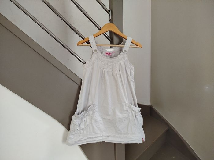 Robe grise