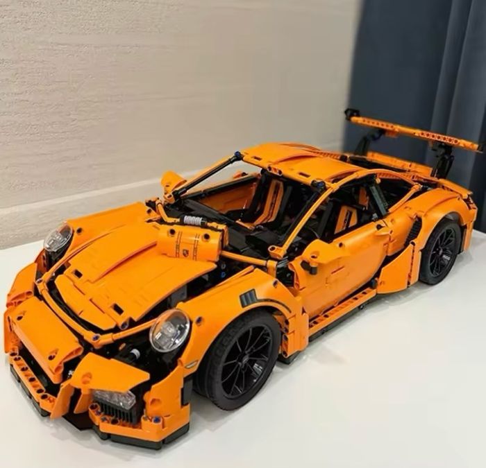 LEGO® Technic – Porsche 911 GT3 RS - photo numéro 7