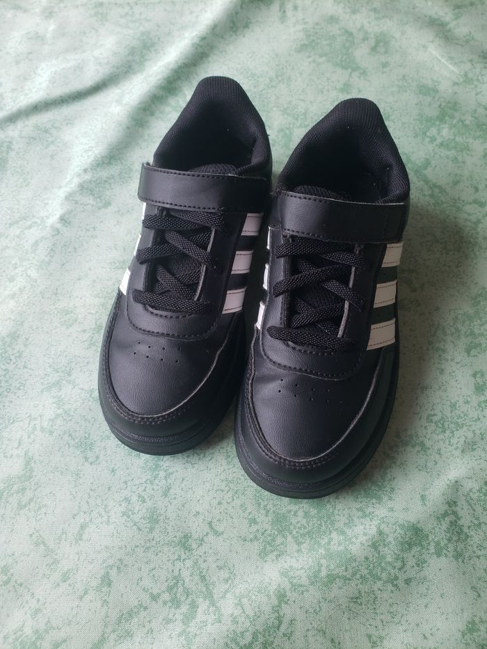 Basket adidas garçon p.31 - photo numéro 2