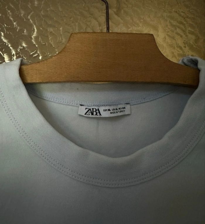 T-shirt uni bleu ciel Zara taille XL - photo numéro 3