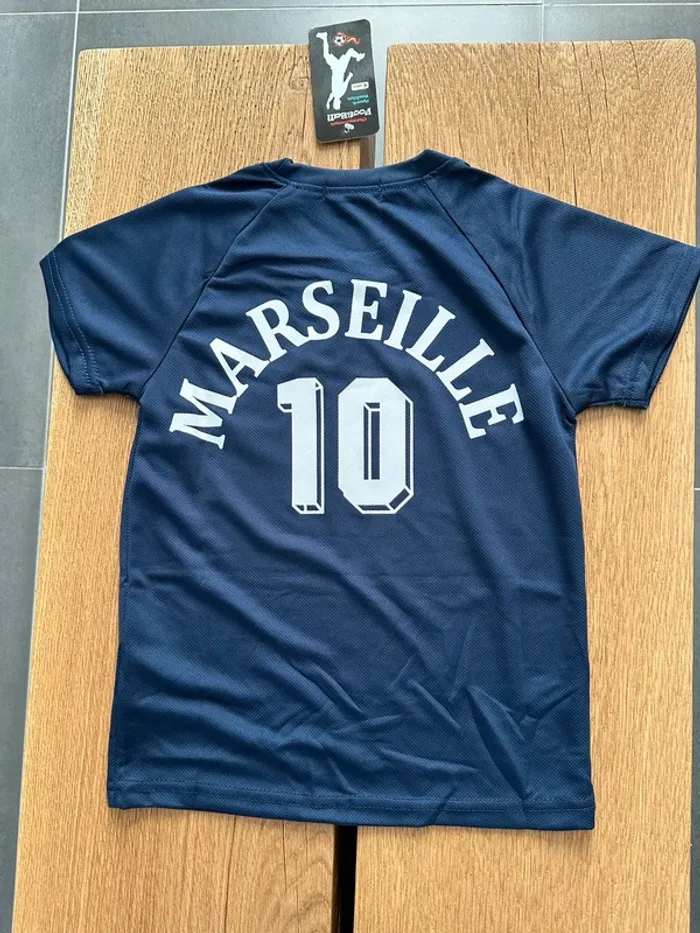 Ensemble, short et T-shirt six ans - photo numéro 4