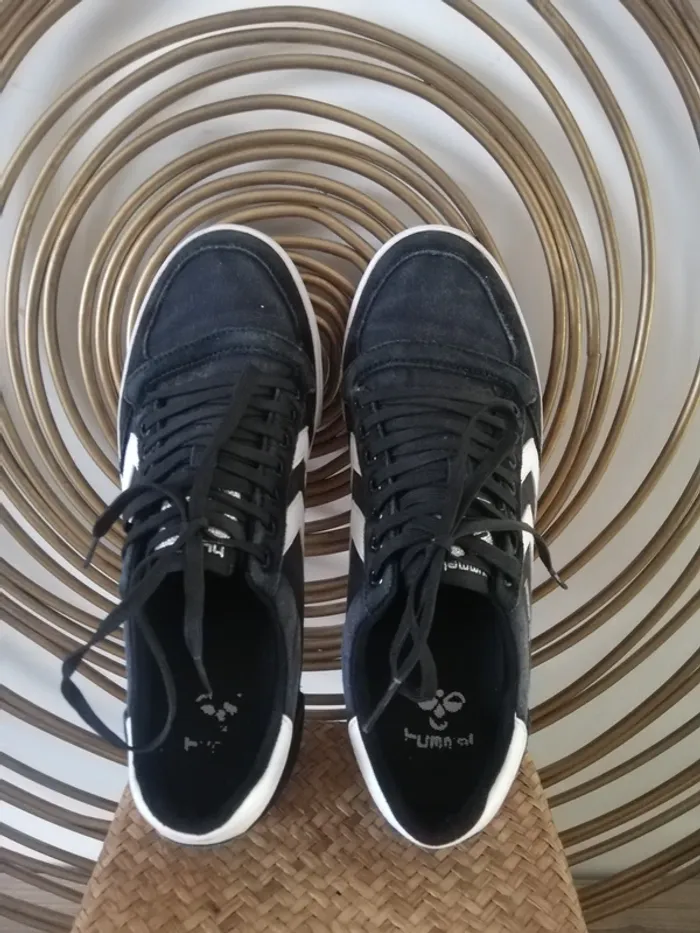 Baskets Hummel noires T42 - photo numéro 2