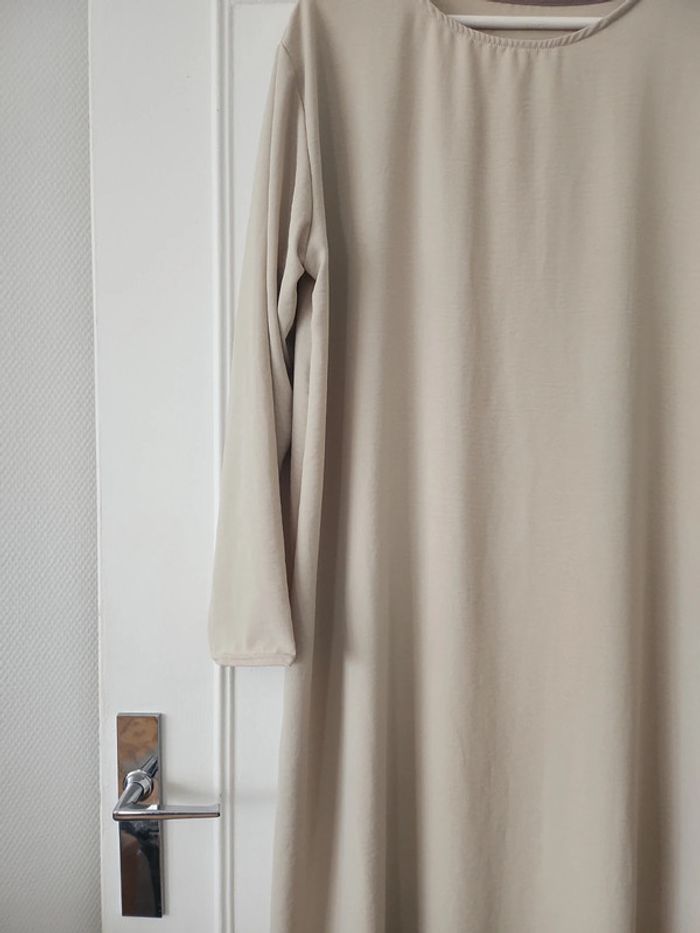 Robe longue beige - photo numéro 4