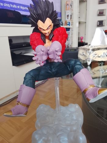 Figurine vegeta ssj4 