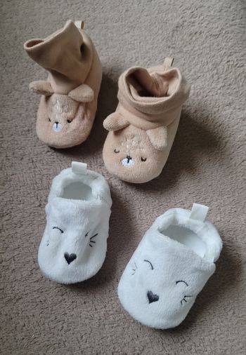 2 paires de chaussons