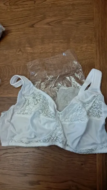 Soutien gorge 125 D neuf !