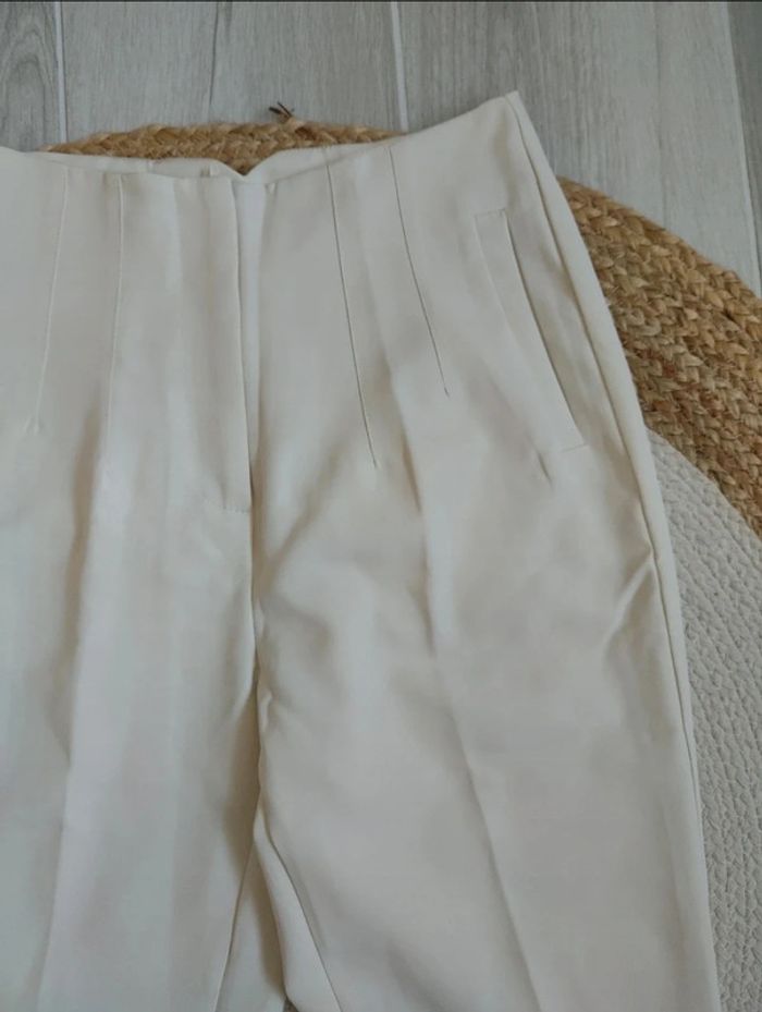 Pantalon beige - photo numéro 2