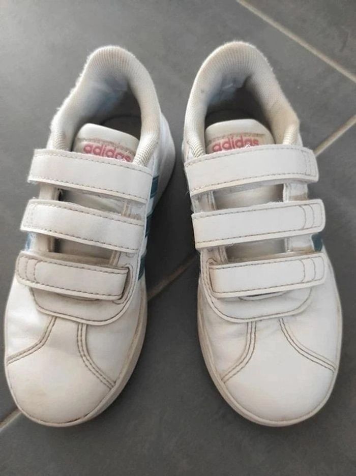 👟Basket Adidas taille 29 - photo numéro 2