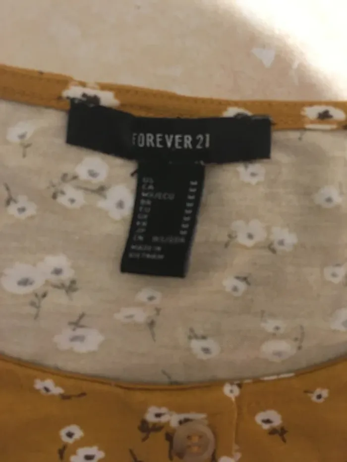 Superbe top court manches longues en excellent état de chez Forever 21 en 38 M - photo numéro 6