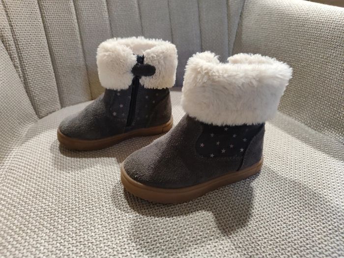 Bottines fourrées grises taille 23 OBAIBI - photo numéro 3