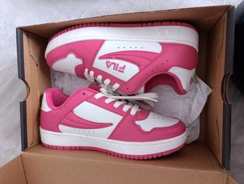 Jolies baskets fille Fila neuves 36 
