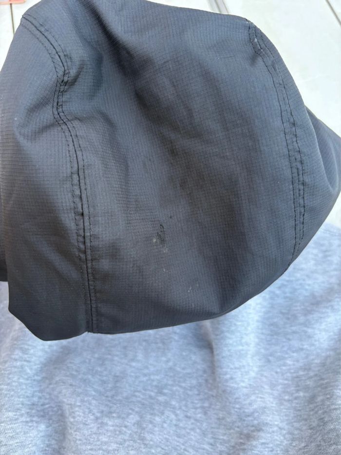 Veste Nike - grise/noir à capuches - taille L - mi saison - en très bon état - photo numéro 9