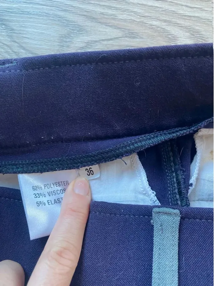 Pantalon  d’équitation  –  Violet – Taille  36 – Très  bon état,  tache à voir sur photo - photo numéro 6