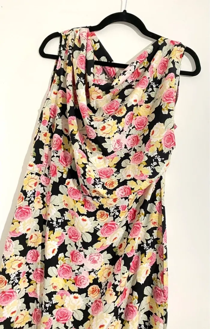 Robe a fleurs - photo numéro 3