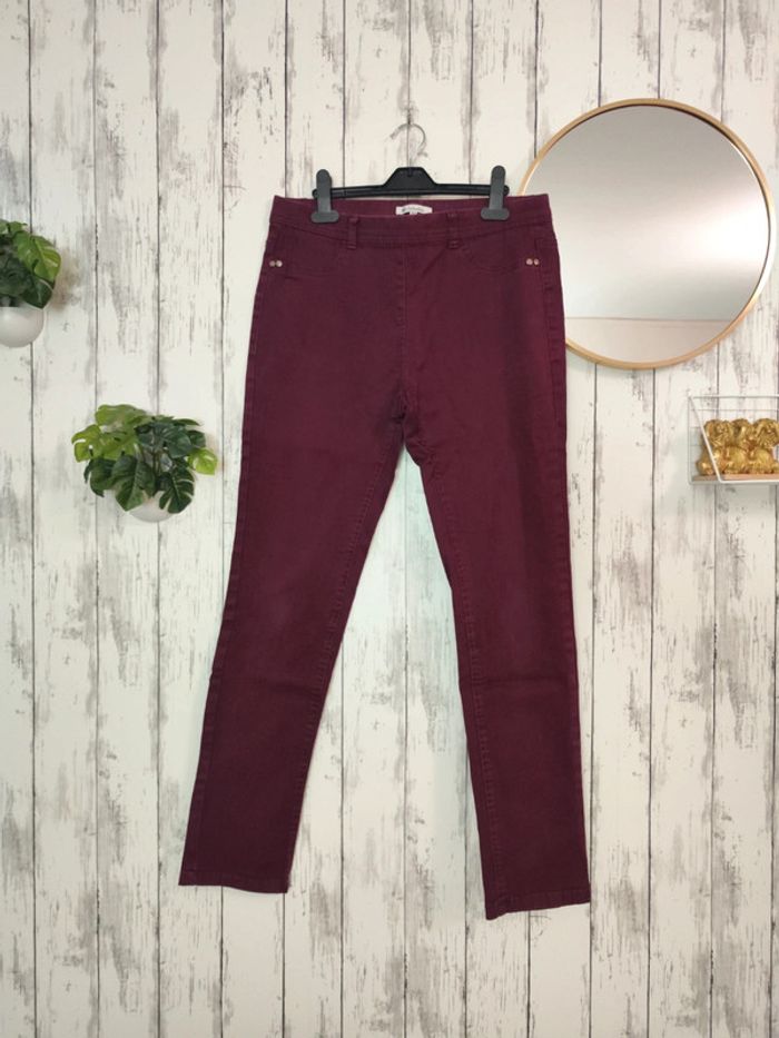 Pantalon bordeaux U collection femme 40