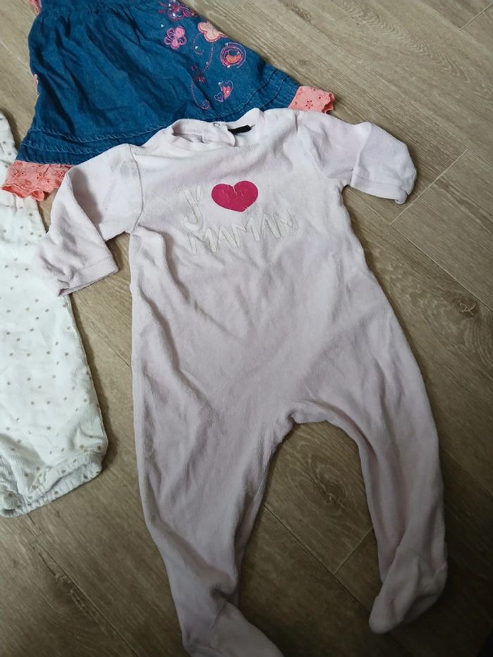 Lot de vêtements bébé fille 12 mois - photo numéro 4