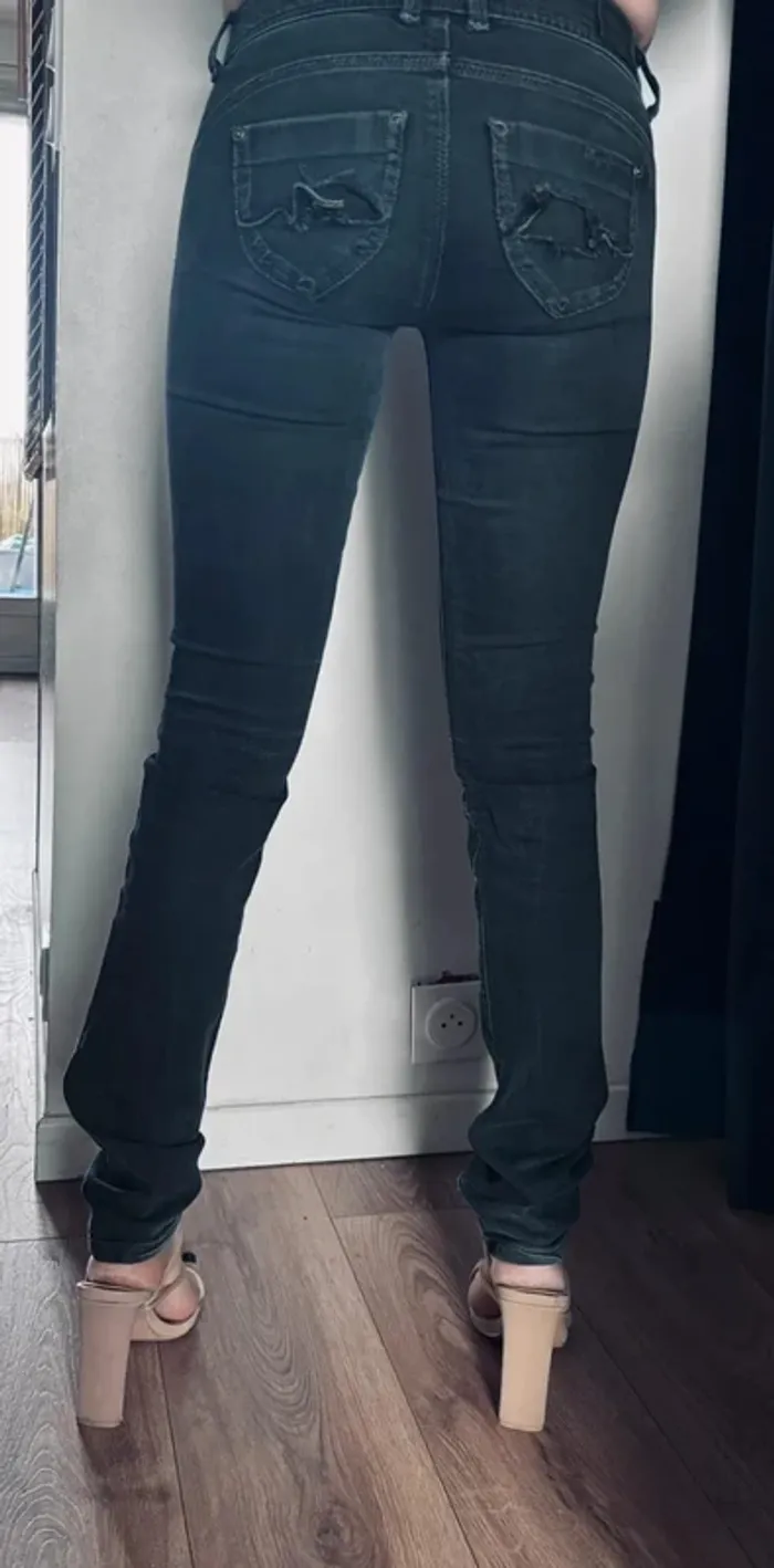 👖 Jean noir taille regular slim taille 24 (taille 34 XS) #pepejeans - photo numéro 3