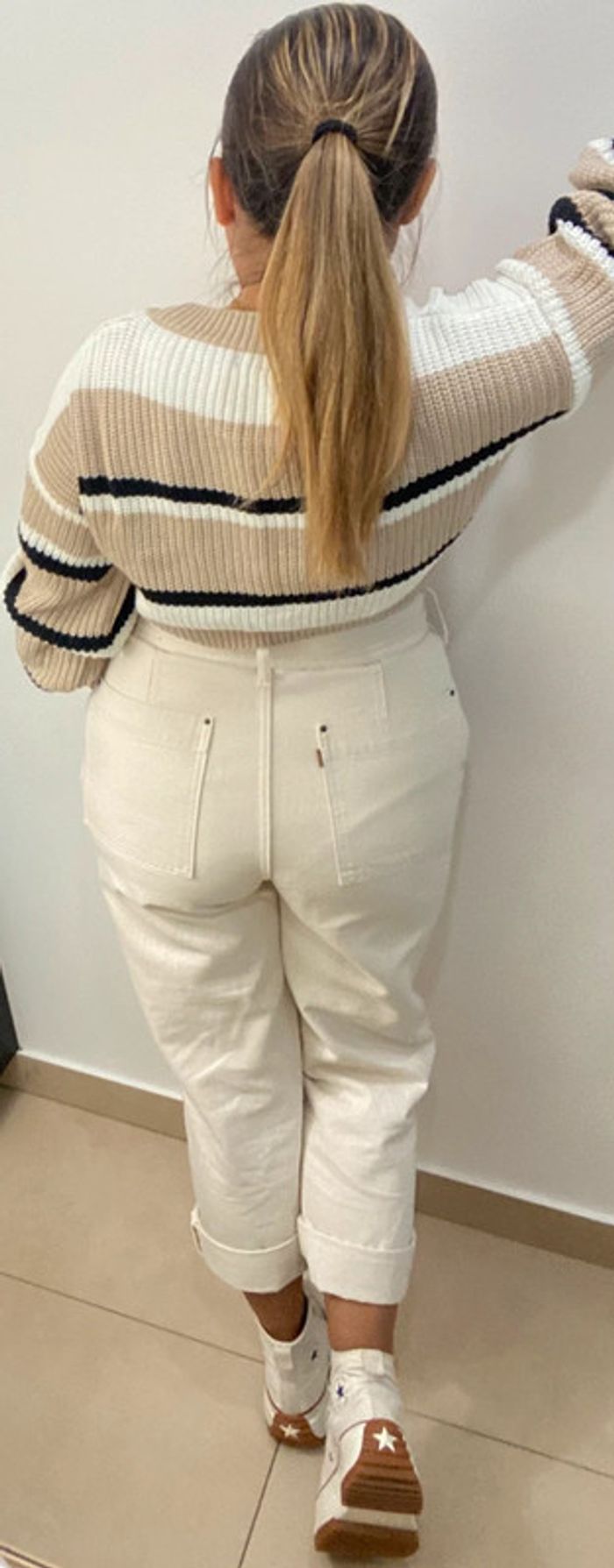 Superbe Pull Court Taille M - photo numéro 6