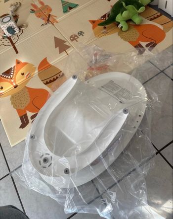 Baignoire bébé neuve sous plastique