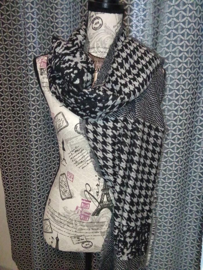 Écharpe femme - photo numéro 2