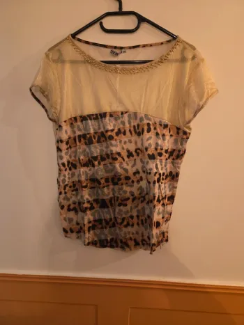 Tee shirt oxana