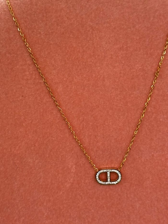 Collier  chaîne réglable acier inoxydable or cd cristaux