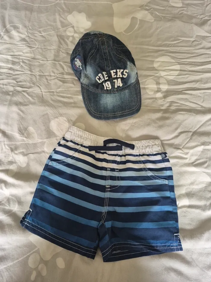 Short de bain et casquette