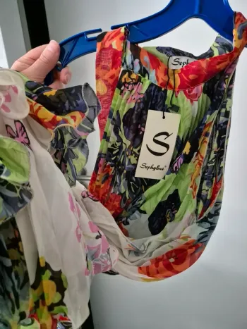 robe légère motif floral