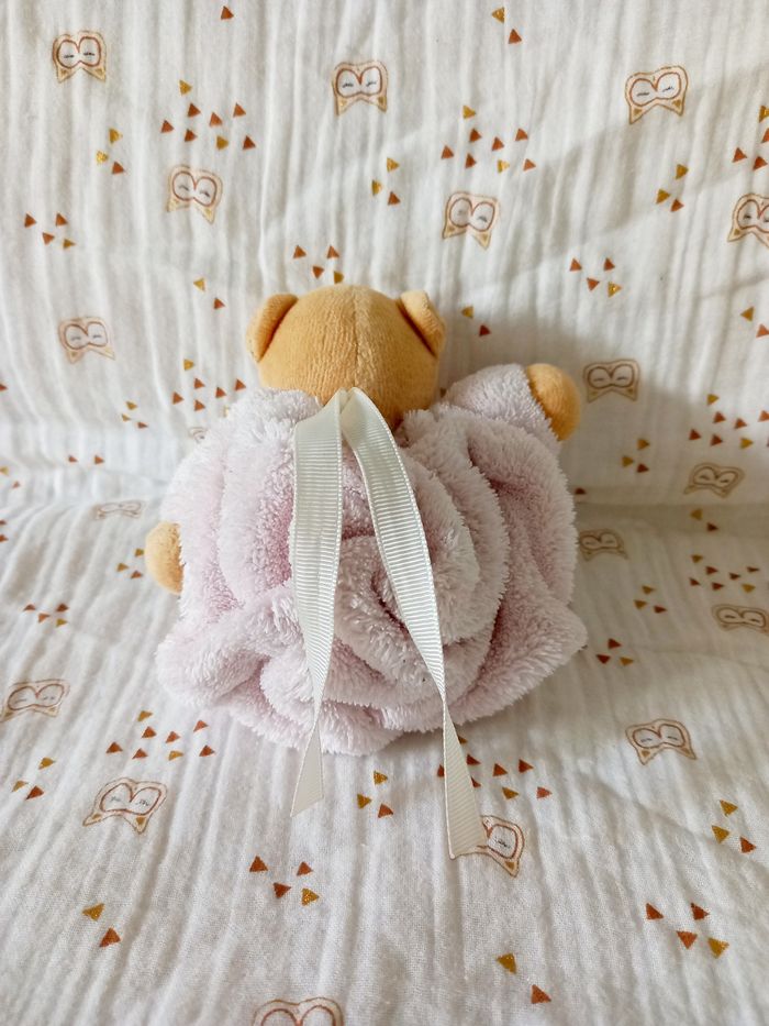 Doudou ours boule Kaloo beige rose - photo numéro 2