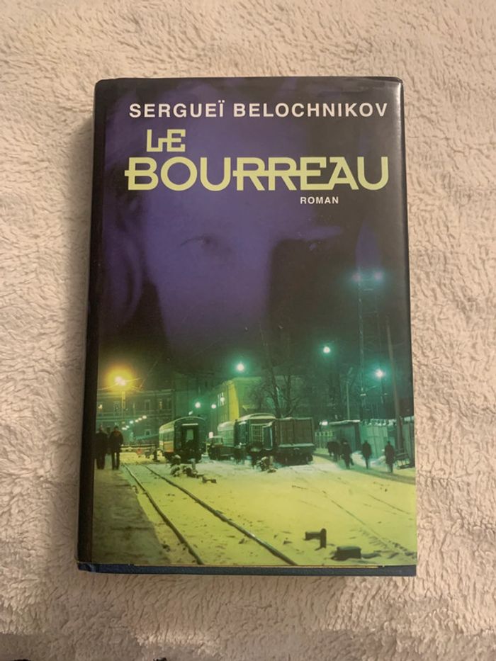 Livre le bourreau