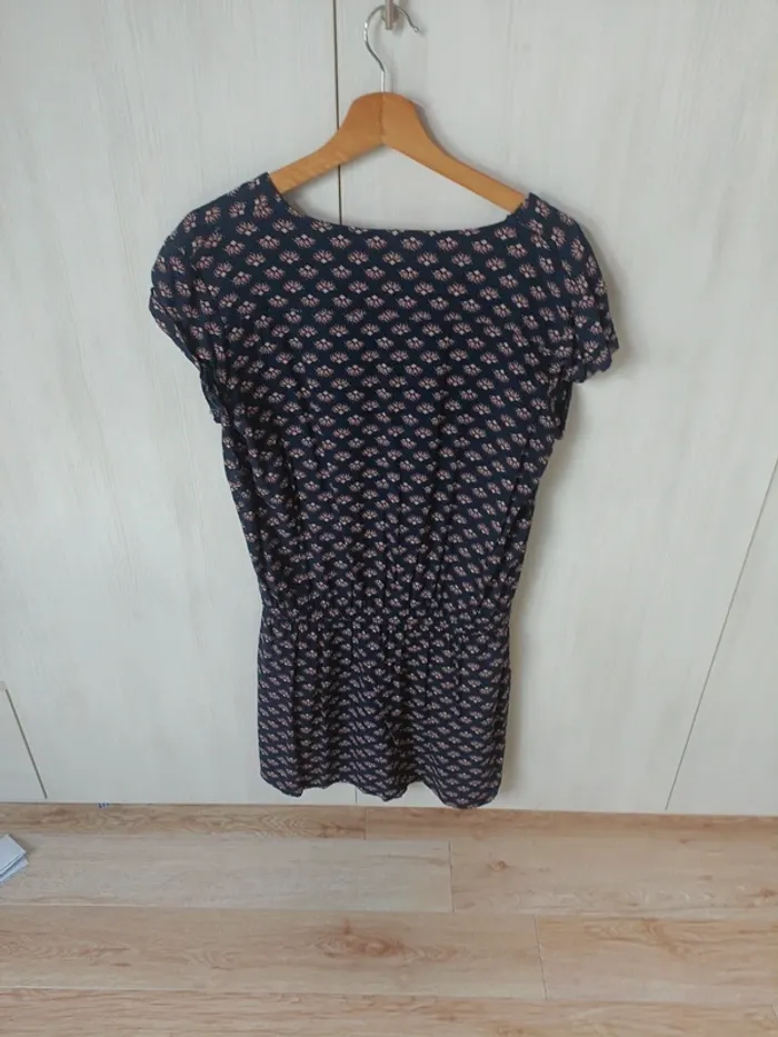 Robe Kiabi taille 38 - photo numéro 2